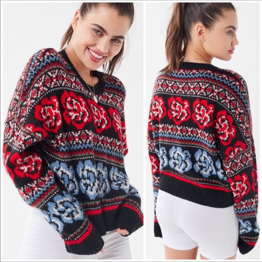 Urban Outfitters Rose Floral Cropped Crewneck Sweater Large